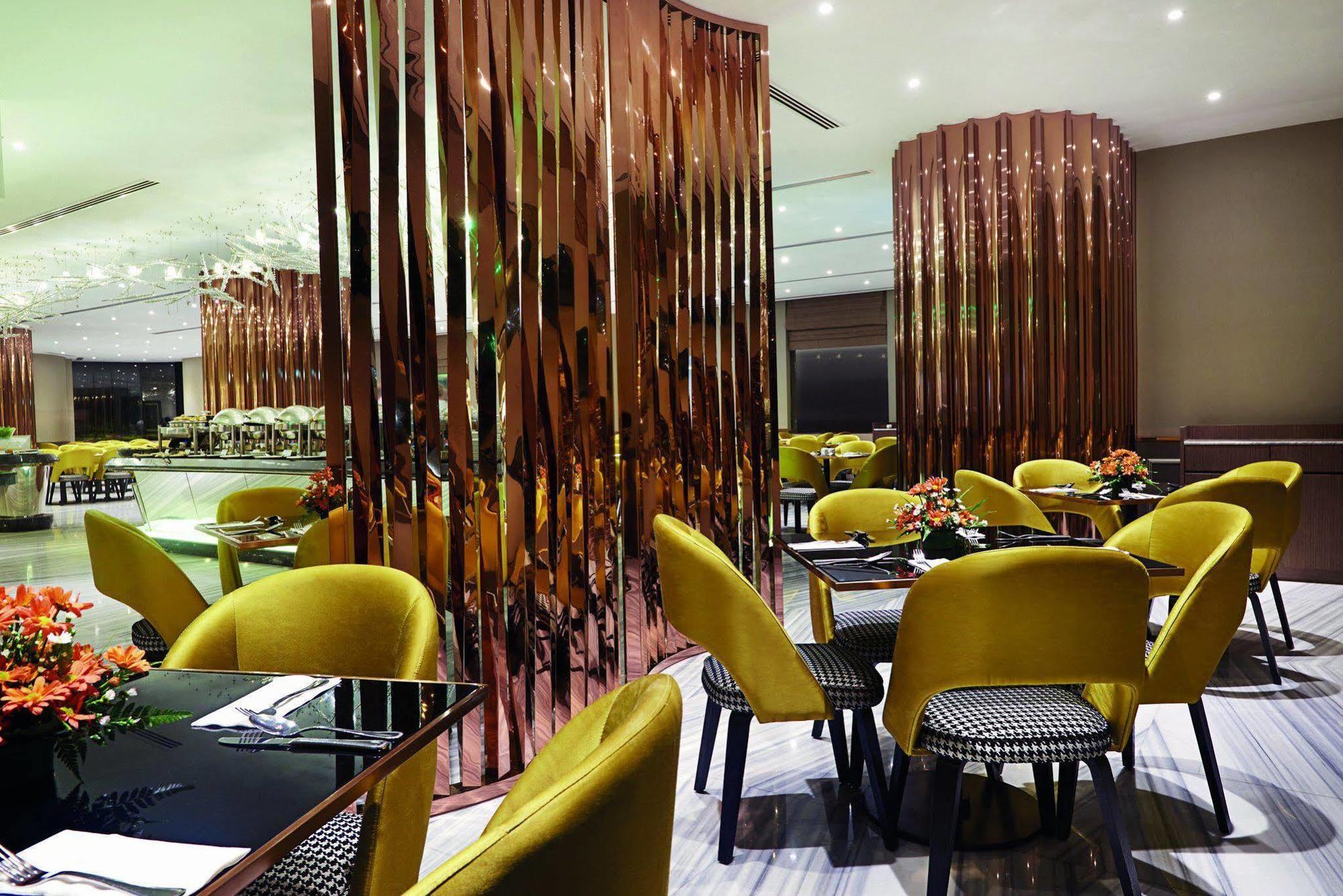 Dorsett Hotel 5*