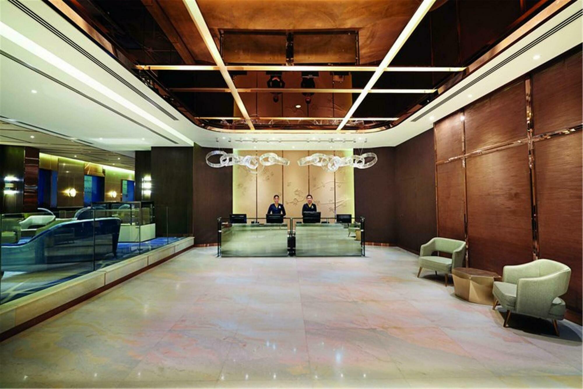 Dorsett Hotel 5*